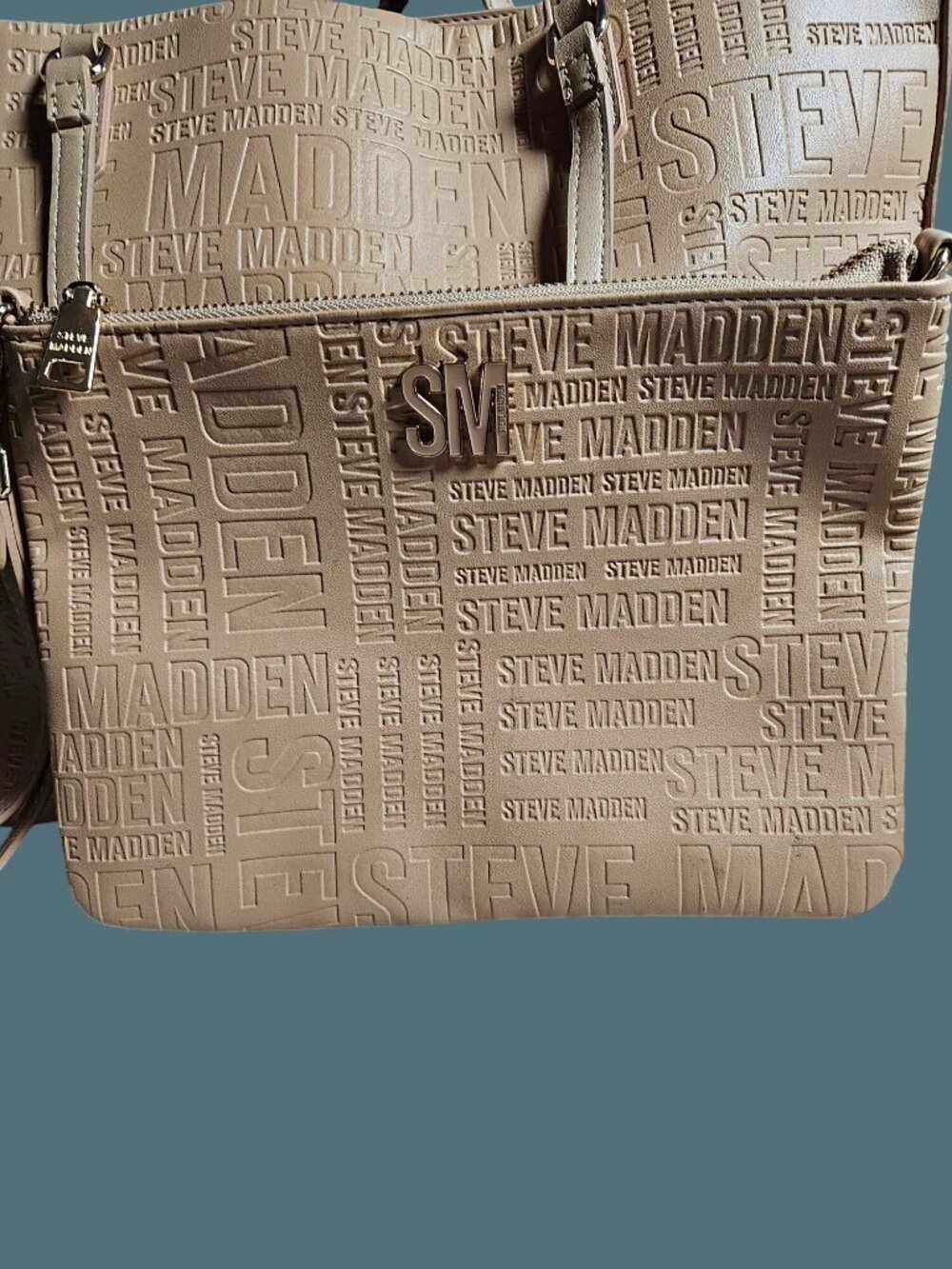 Steve Madden Large Embrossed Logo Crossbody Tote Bag -Travel Business - Picture 5 of 16